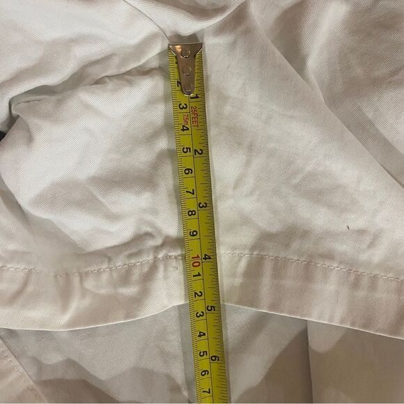 Merona Size 18 White Plus Size Chino Shorts - Picture 2 of 6